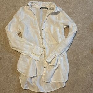 White linen Zara button up. Size small
